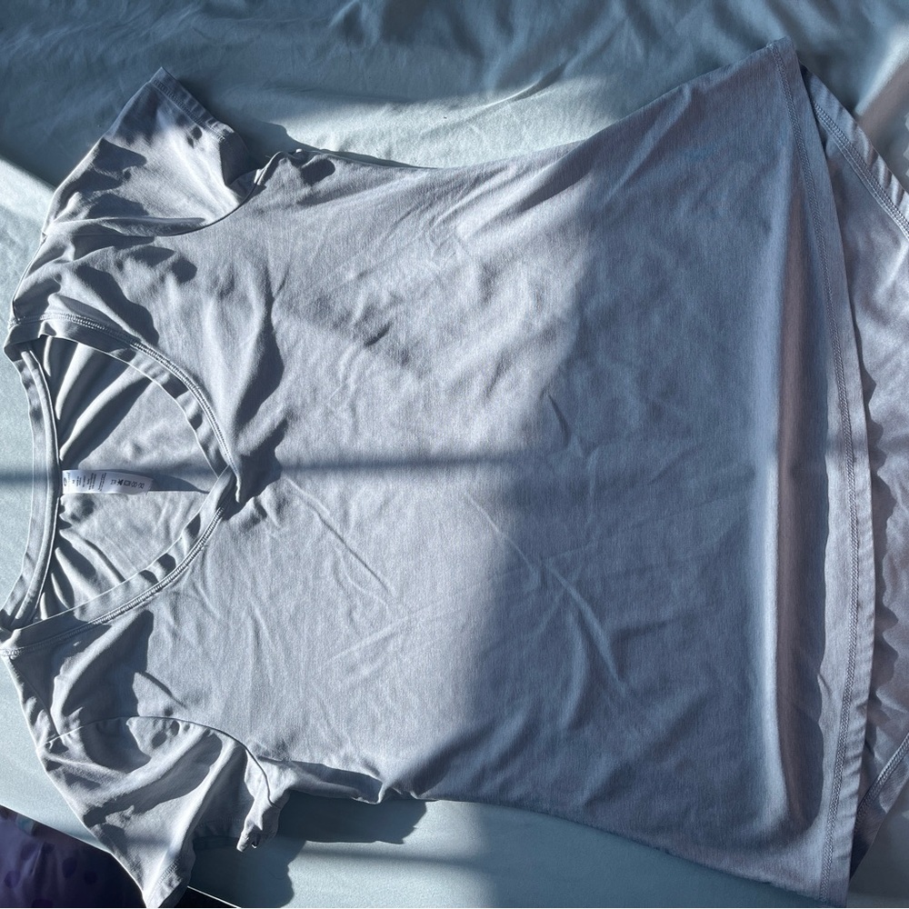 90 Degree By Reflex Gray and Blue Ruched Short Sleeve Tee